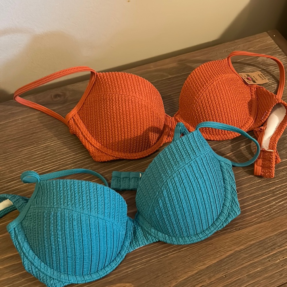 Bundle of 2 Push Up Bikini Tops Victoria’s Secret PINK Size XS